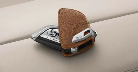 BMW Key Case - saddle brown