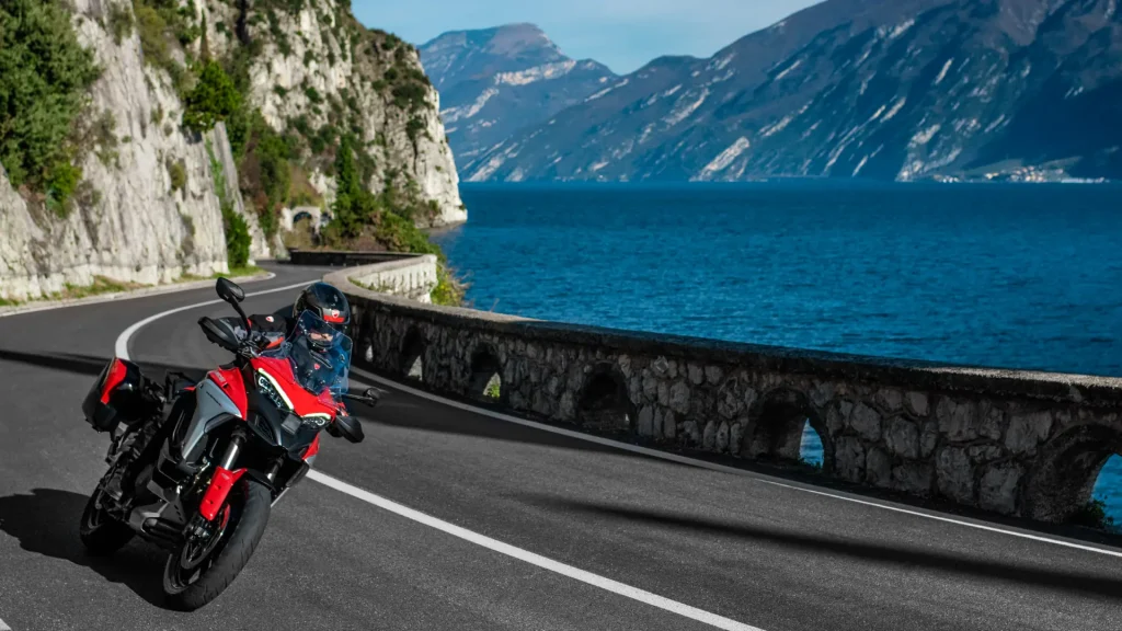 Ducati Multistrada V4 S - Maintenance and Ergonomics