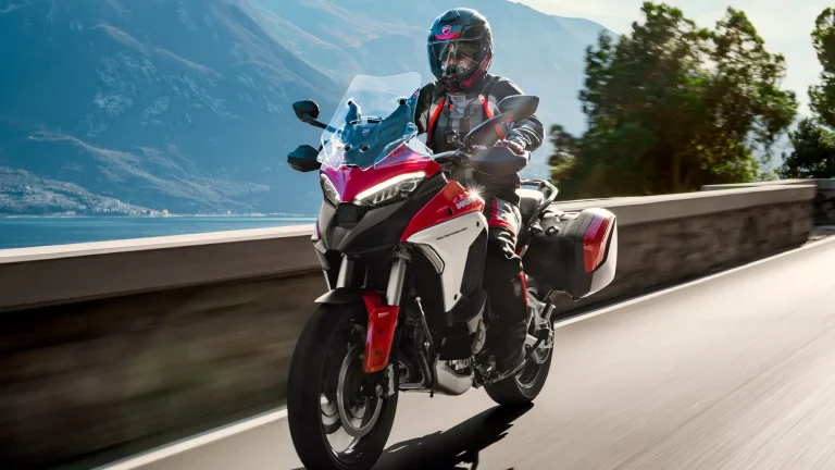 Ducati Multistrada V4 S - Performance and Engine