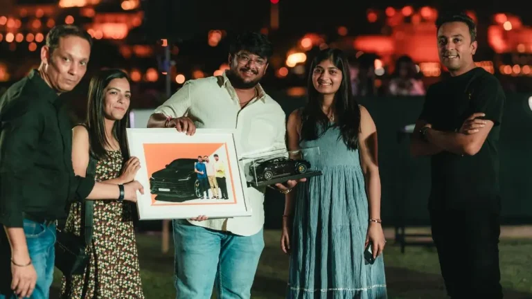 Group Photo At Ahmedabad Bull Run - Lamborghini Mumbai