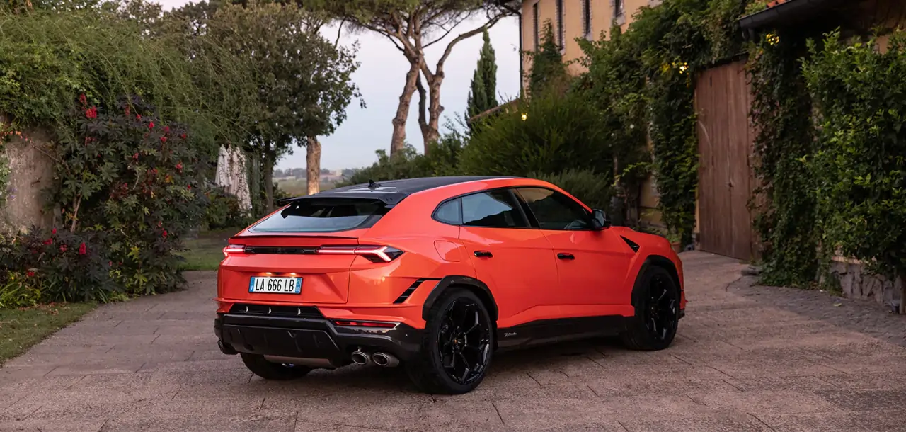 Lamborghini Urus Performante - SUV in india