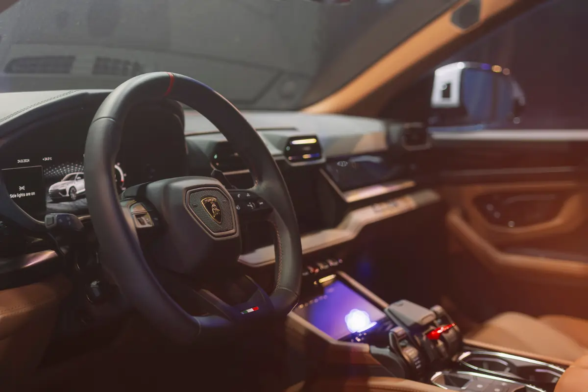 Lamborghini Urus SE Interior View - Lamborghini Mumbai