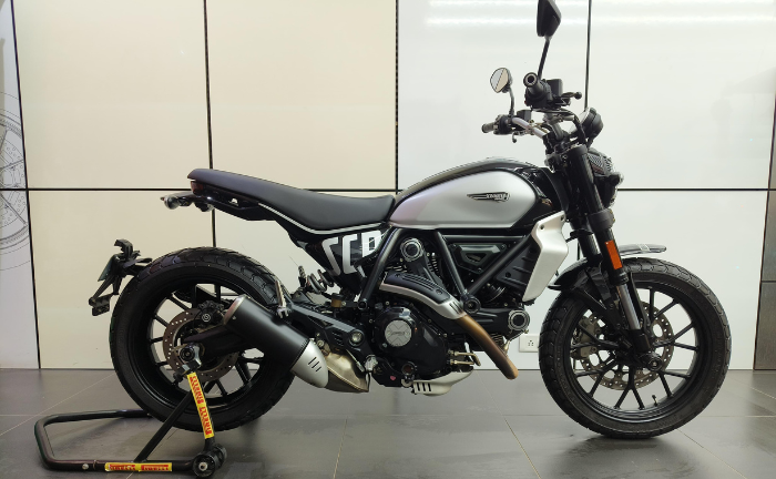 2024 Ducati Scrambler Icon (2G) Black - Used Bikes