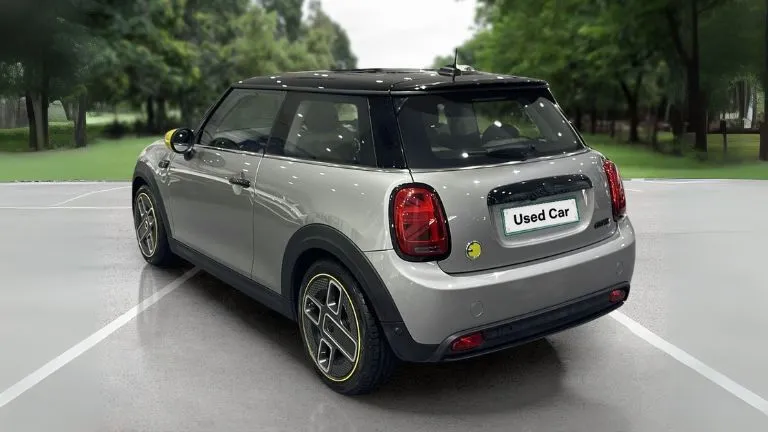 Buy Used Mini Cooper SE at Best Price