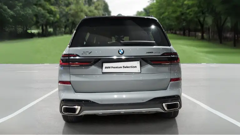 Looking to buy a used BMW X7 car in mumbai