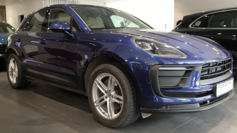 Macan Gentian Blue review