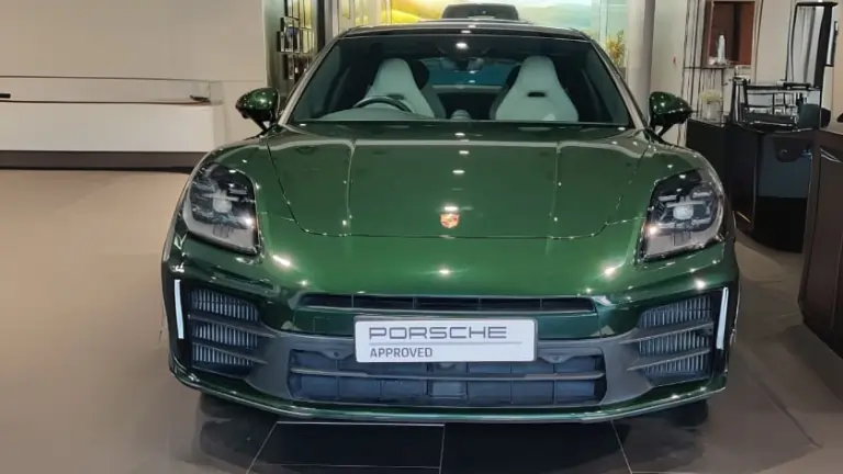 Luxury used Porsche Panamera G3