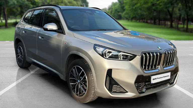 Buy pre-owned BMW X1 sDrive 18i