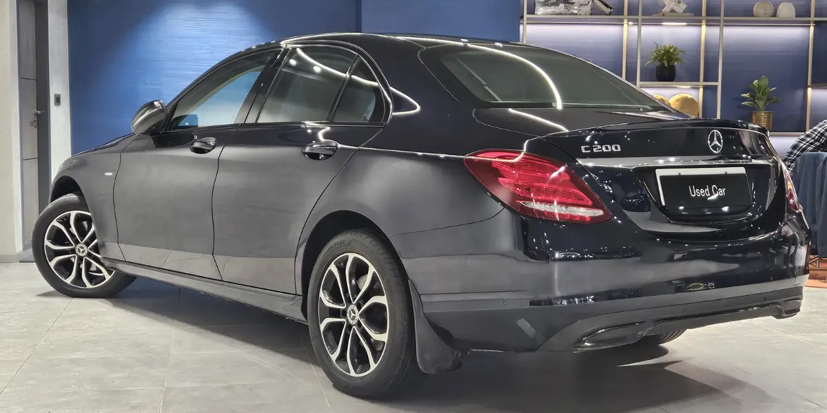 Mercedes C-Class C200 used sedan