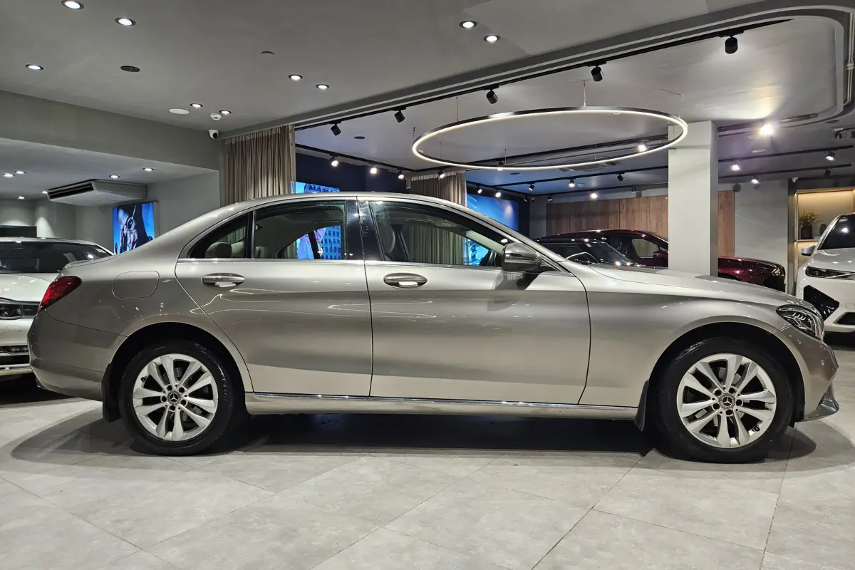 Certified used Mercedes C200