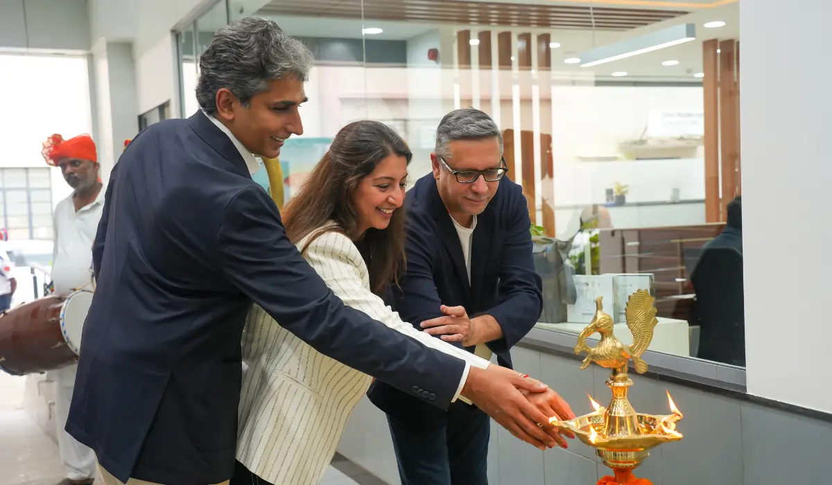 BMW International Team visit - BMW Infinity Cars